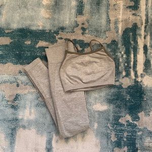 GymShark Athletic Set